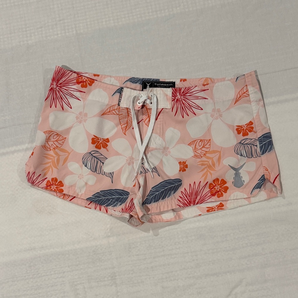 Tunaskin Floral Print Athletic Shorts - Pink and Orange blue white grey and red
